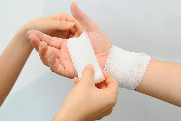 包帯固定